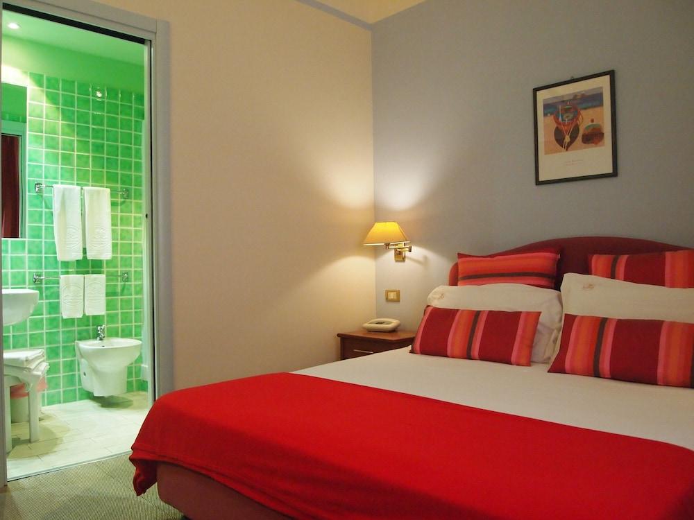 Piccolo Hotel Moneglia Εξωτερικό φωτογραφία