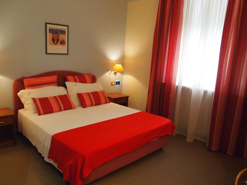 Piccolo Hotel Moneglia Εξωτερικό φωτογραφία
