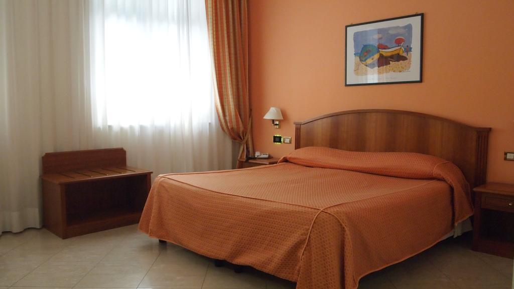 Piccolo Hotel Moneglia Εξωτερικό φωτογραφία